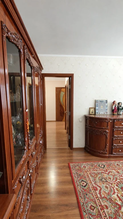 Продаж 2-х кім. кв. Пр.центр. 3-я Слобідська - ремонт, меблі