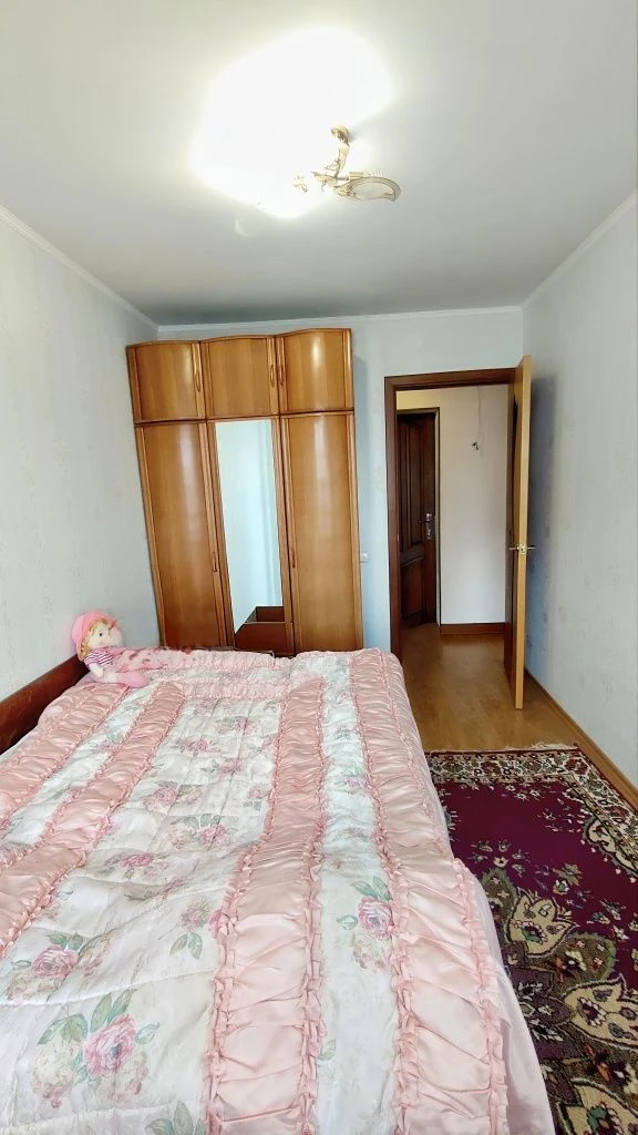 Продаж 2-х кім. кв. Пр.центр. 3-я Слобідська - ремонт, меблі