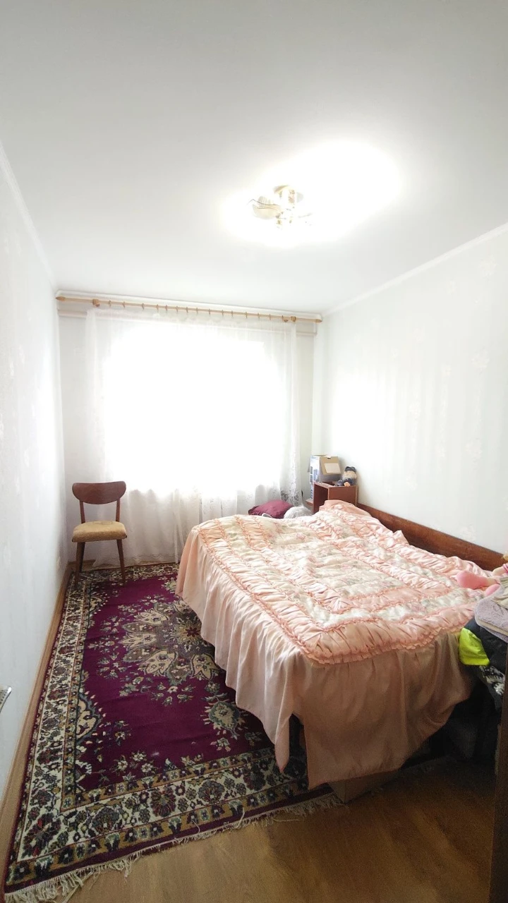 Продаж 2-х кім. кв. Пр.центр. 3-я Слобідська - ремонт, меблі