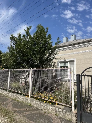 Продається домогосподарство в центральній частині м.Тернопол