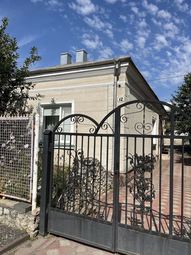 Продається домогосподарство в центральній частині м.Тернопол