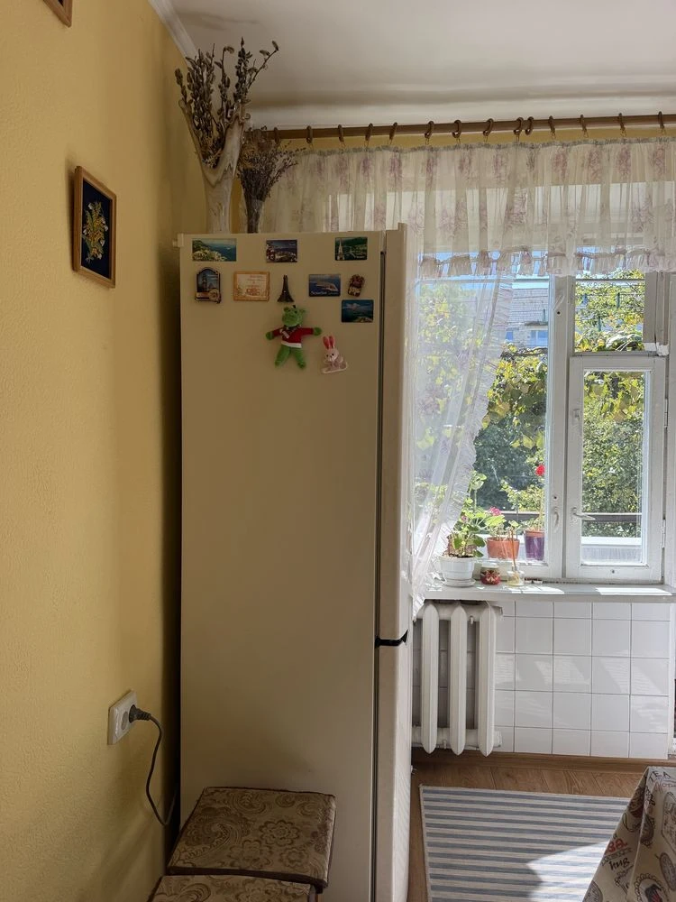 Продаж 3 к Чеш 3/5 Комарова - напоти 6 сш