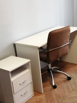 Здаю довгостроково 2 квартиру вул Кіото, 9