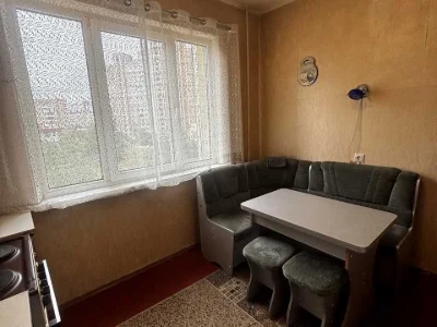 Квартира. Київ, Червоної Калини просп.