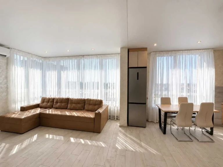 Оренда 2-кімнатної квартири 52 м², Практична вул., 3