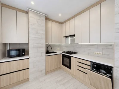 Оренда 2-кімнатної квартири 52 м², Практична вул., 3