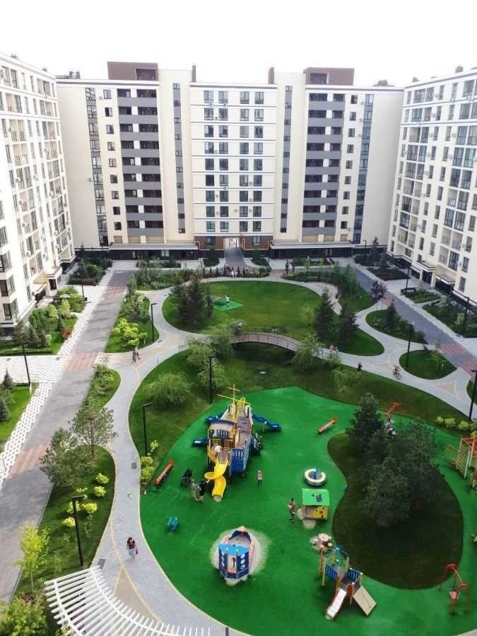 Оренда 2-кімнатної квартири 52 м², Практична вул., 3