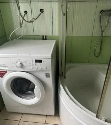Продаж 2 кімнатної квартири по вул Таджицька у Личаківському