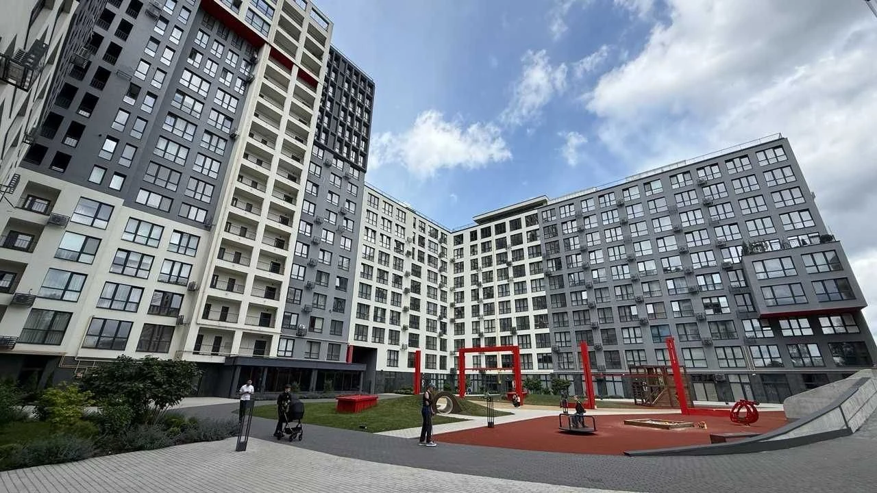 Продаж 2 кім. квартири в ЖК '' Вільне Місто'' по вул. П.Дума