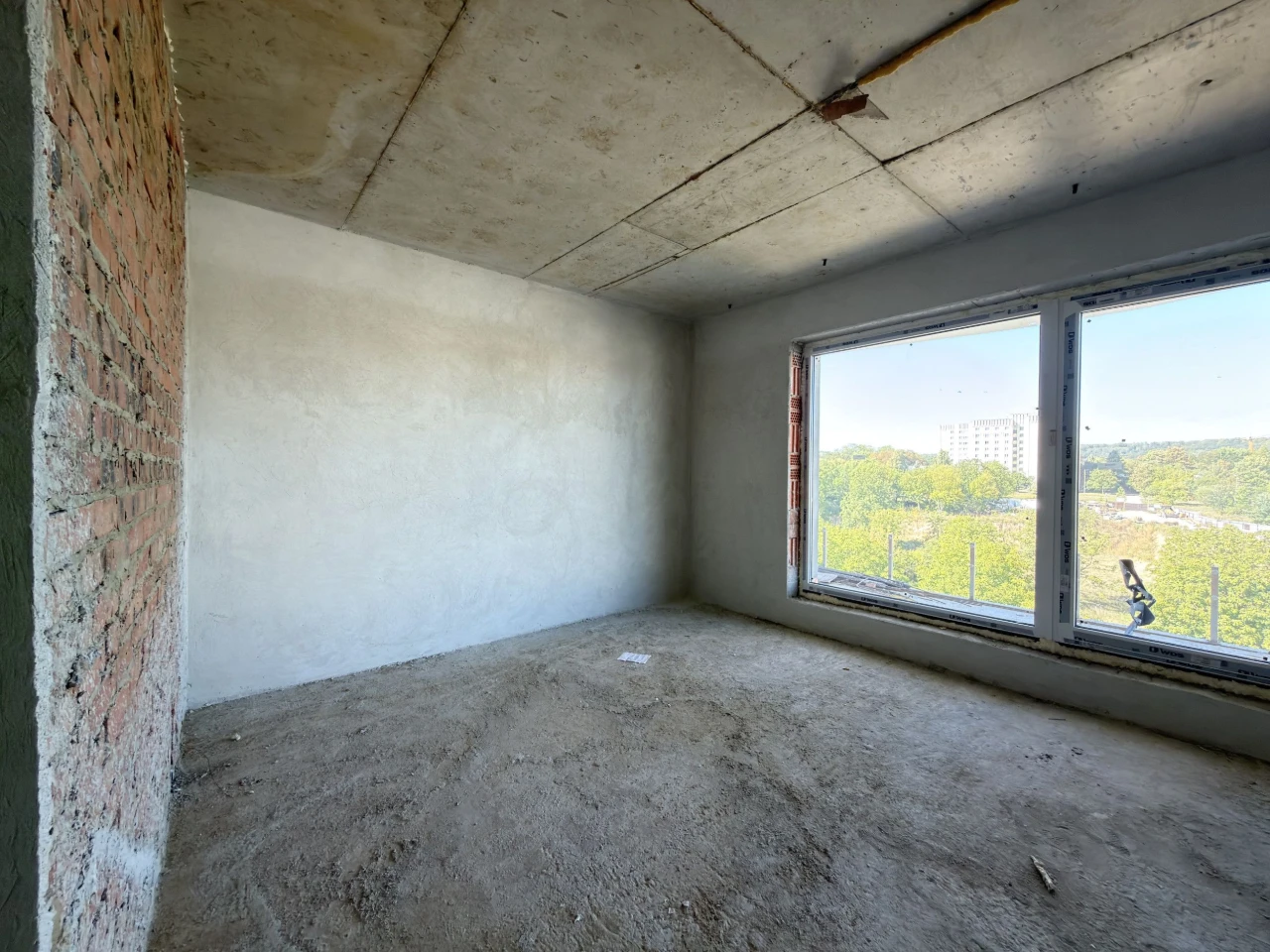 Продаж 1 кімнатної квартири 51,9 м² у ЖК бізнес-класу Holosk