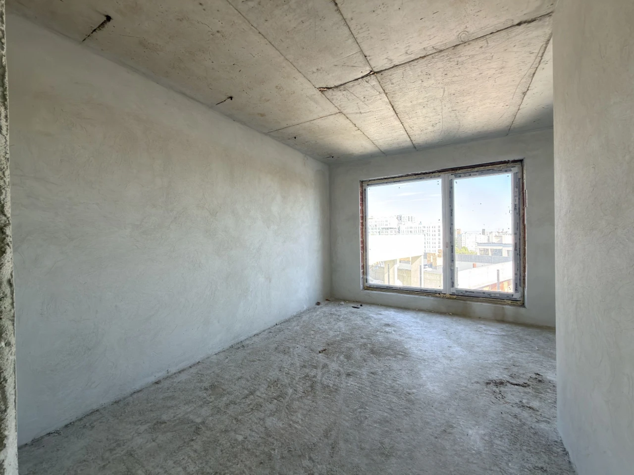 Продаж 1 кімнатної квартири 51,9 м² у ЖК бізнес-класу Holosk