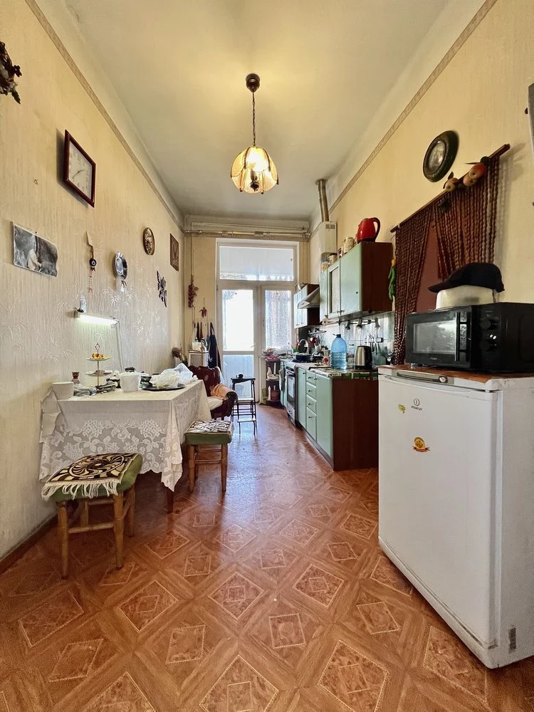 3 кім квартира 80 м2 австрійський будинок Львів Дніпровська