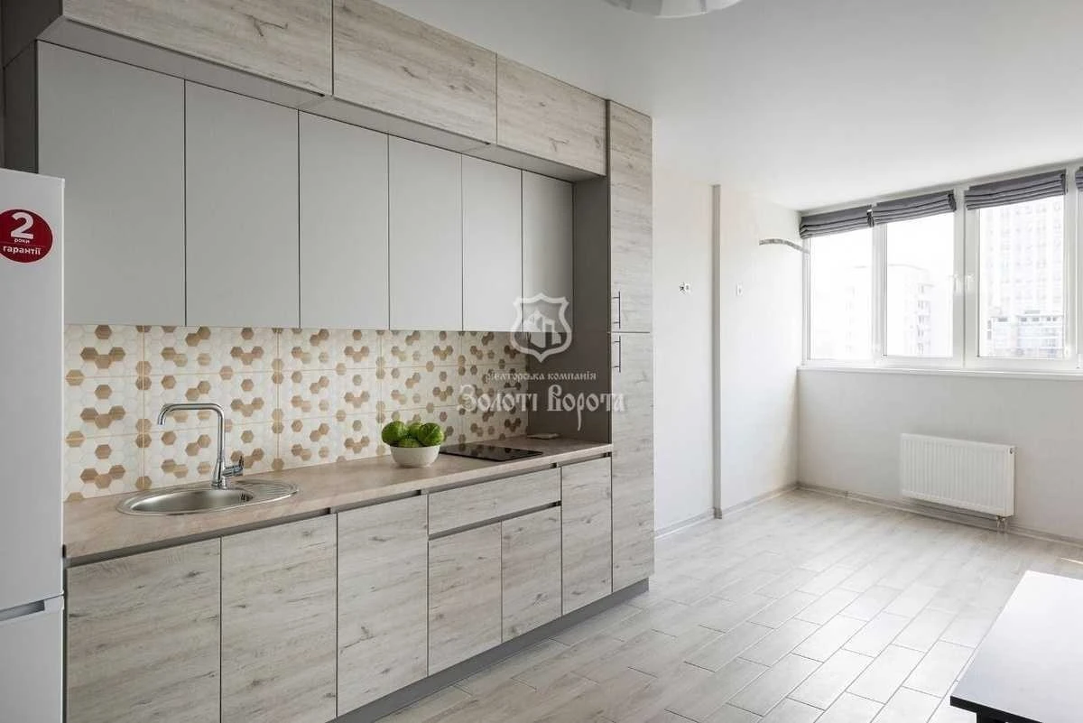 1-room apartment for sale 30 m², Kharkivske shosse, 188