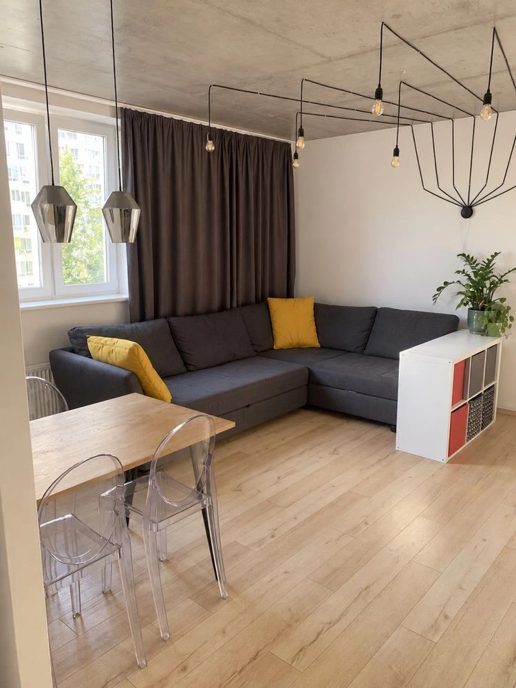 Від власника! 2-кімнатна квартира 52 м², Донця 2-А