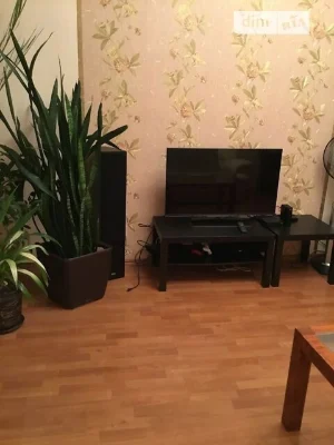 Продаж 2к квартири 84 кв. м на вул. Срібнокільська 14А • ID