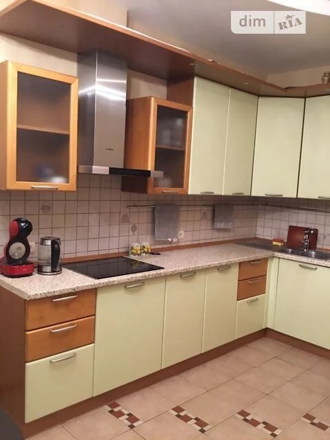 Продаж 2к квартири 84 кв. м на вул. Срібнокільська 14А • ID