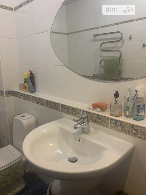 Продаж 2к квартири 84 кв. м на вул. Срібнокільська 14А • ID