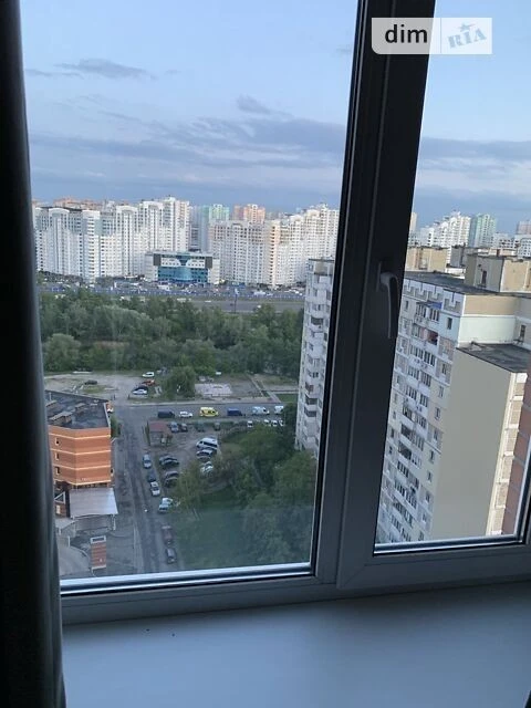 Продаж 2к квартири 84 кв. м на вул. Срібнокільська 14А • ID