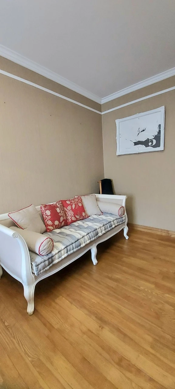 Продаж 3-кім.квартири 85кв біля Рівер Молу,Урлівська 9. Позн