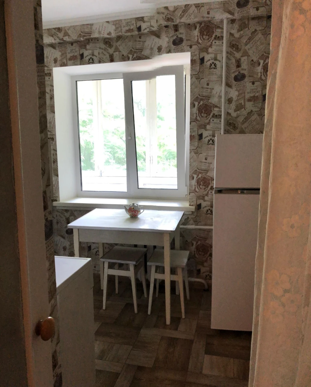 Без комісії! Продаж 1-кімнатна вул.Кондратюка, 4