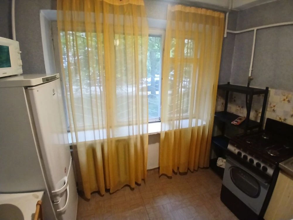 Продам однокімнатні вул Підвисоцького 21-48700дол