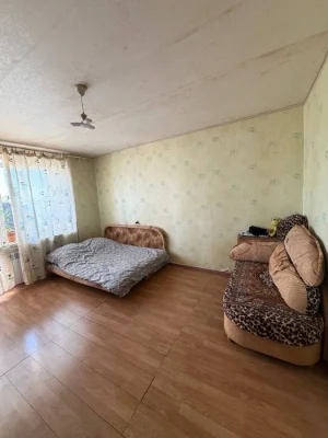 Продам 1к квартиру на ул. Богданова 1, низ Рабочей