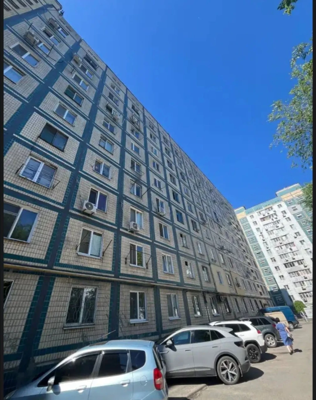 Продаётся 1 к. квартира в малосемейке
