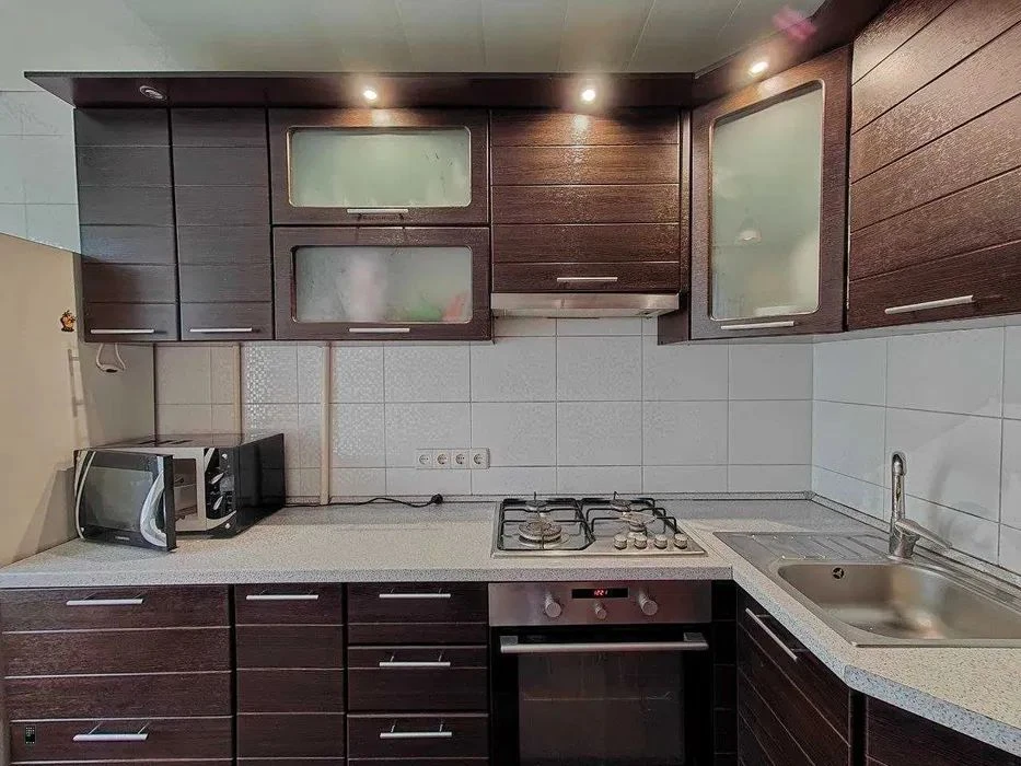Продам 3-кімнатну квартиру, Калинова
