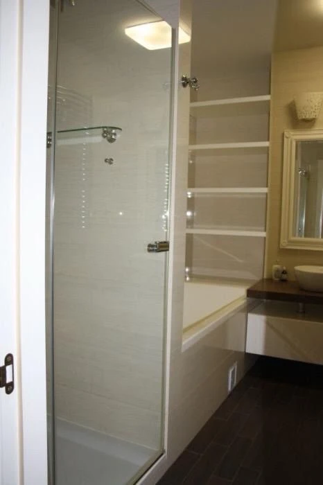 Продам 3к квартиру низ пр. Александра Поля