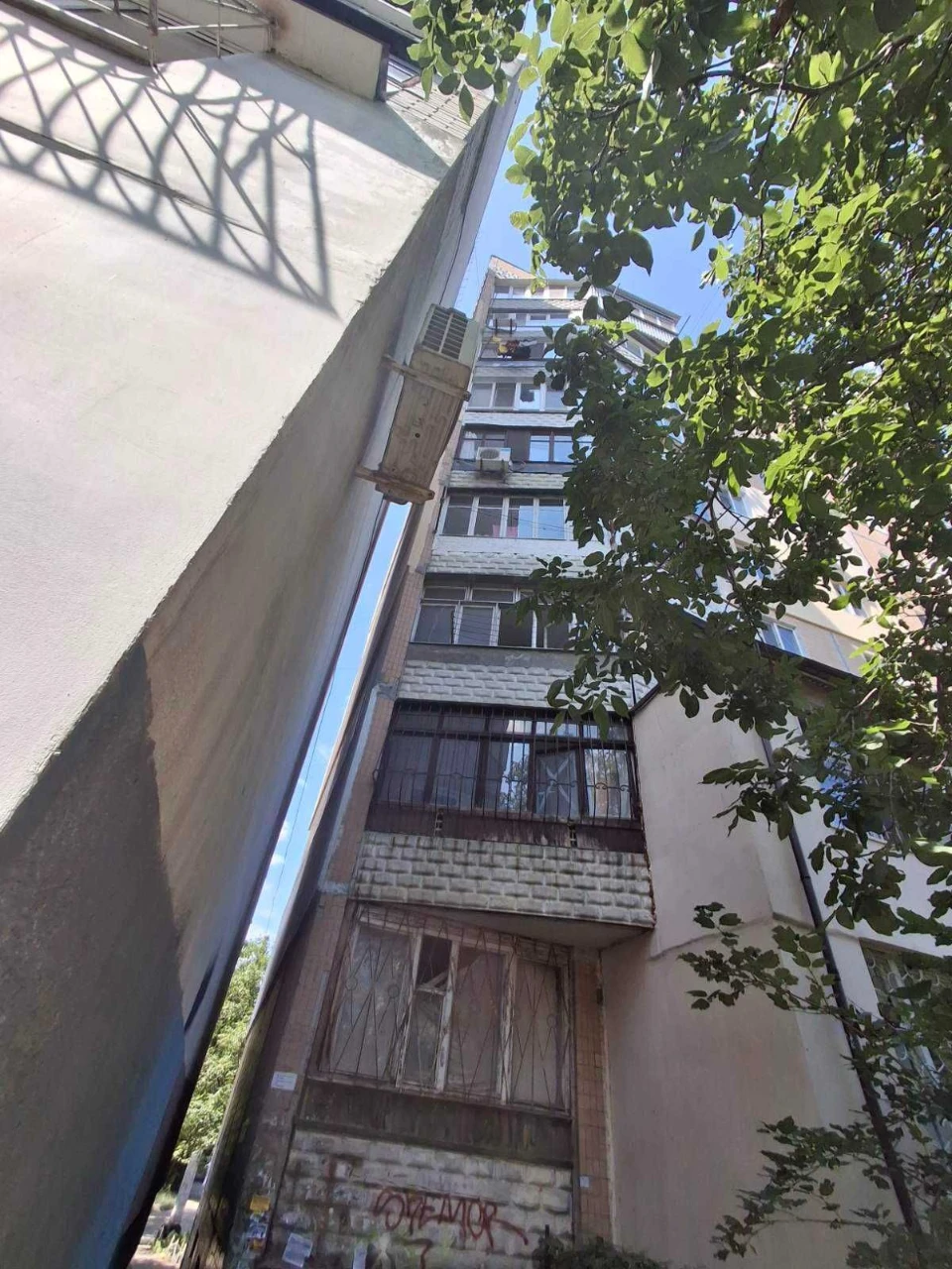 (13) Продам 3-кім квартиру в Одесі, вул. Сімї Глодан (Ільфа