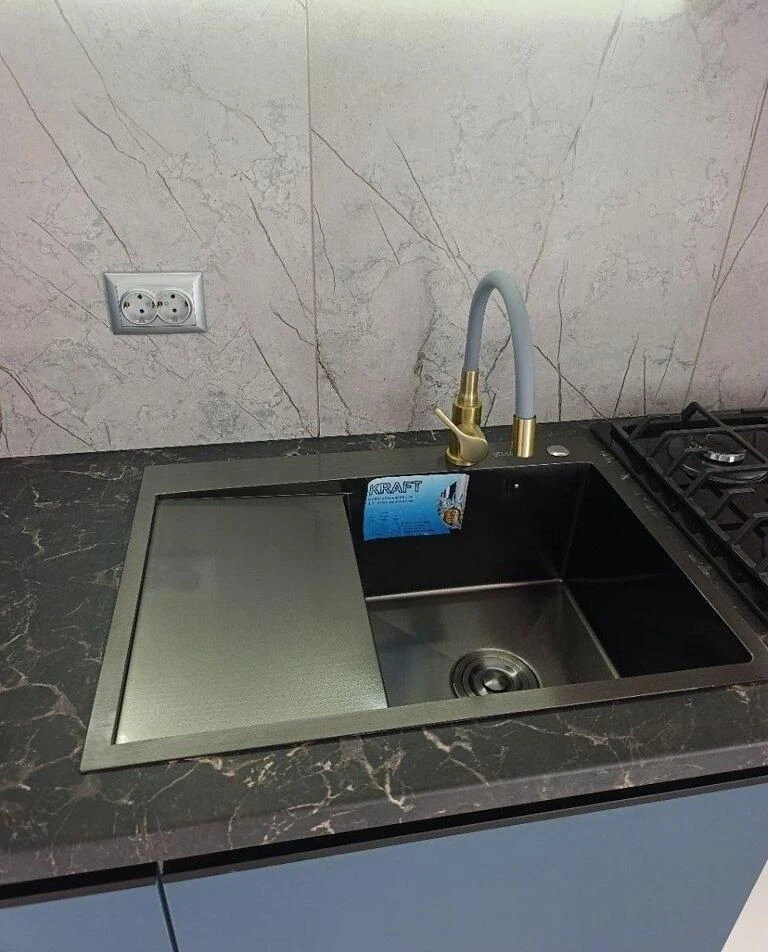 Продається євродвушка з ремонтом на Старому місті, єОселя