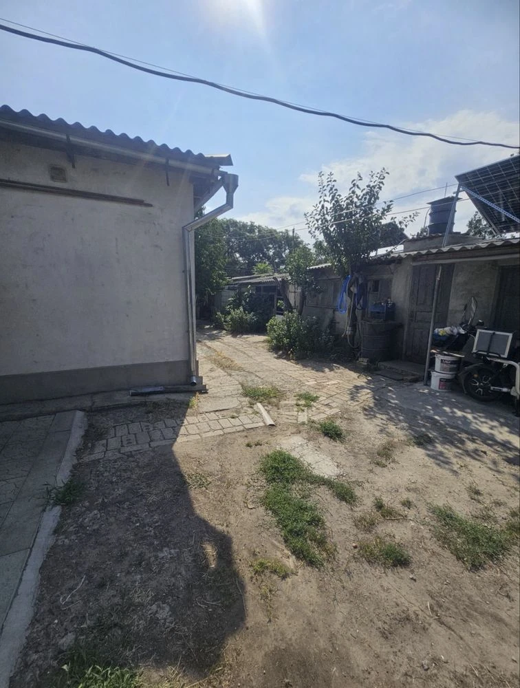 Продаю 2 х комнатную квартиру на  ЗЕМЛЕ В центре‼️