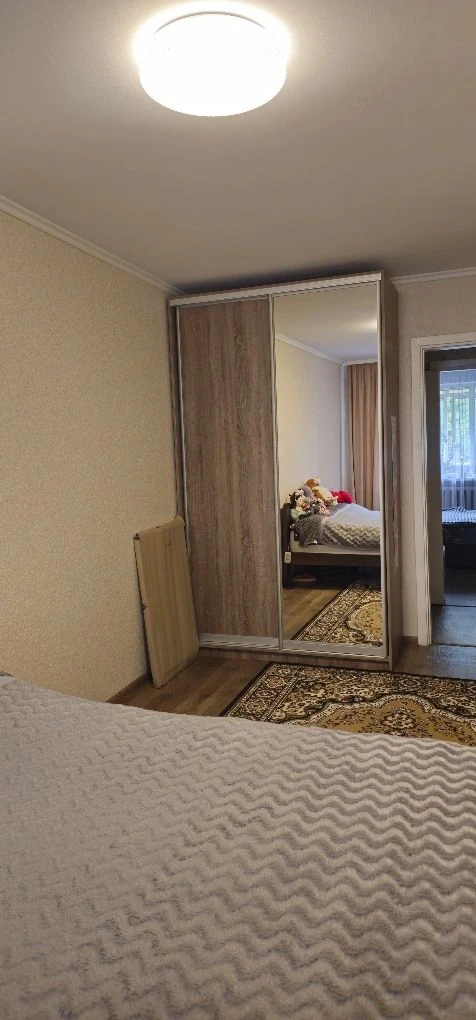 Продаж 2 кімнатна квартира Польова
