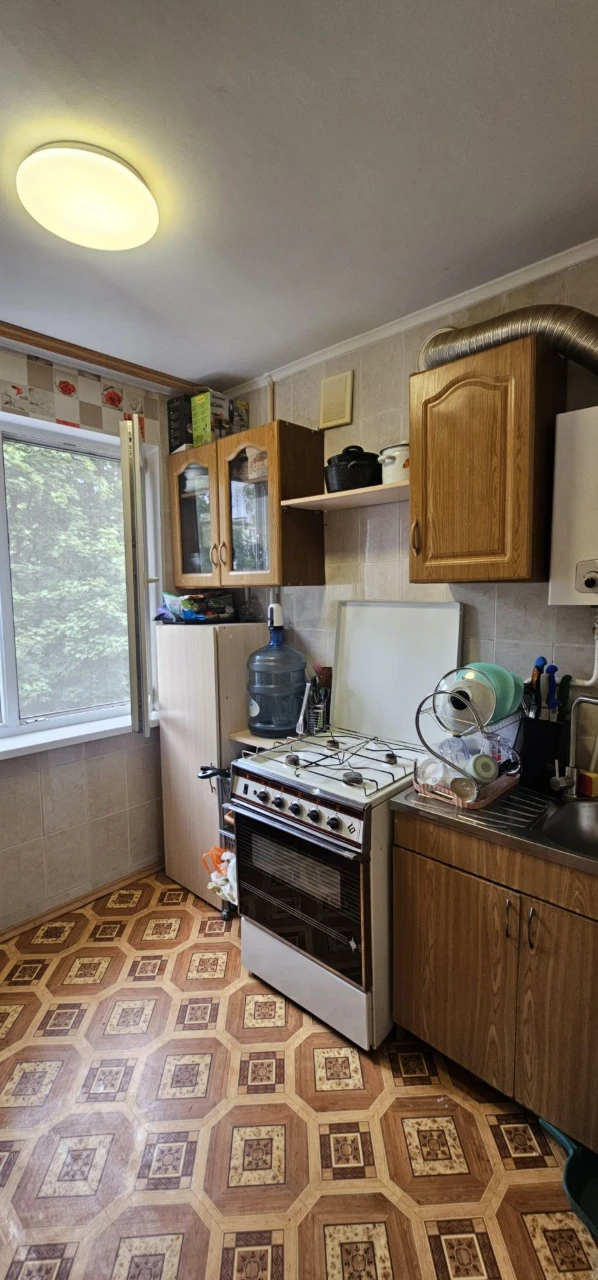 Продаж 2 кімнатна квартира Польова
