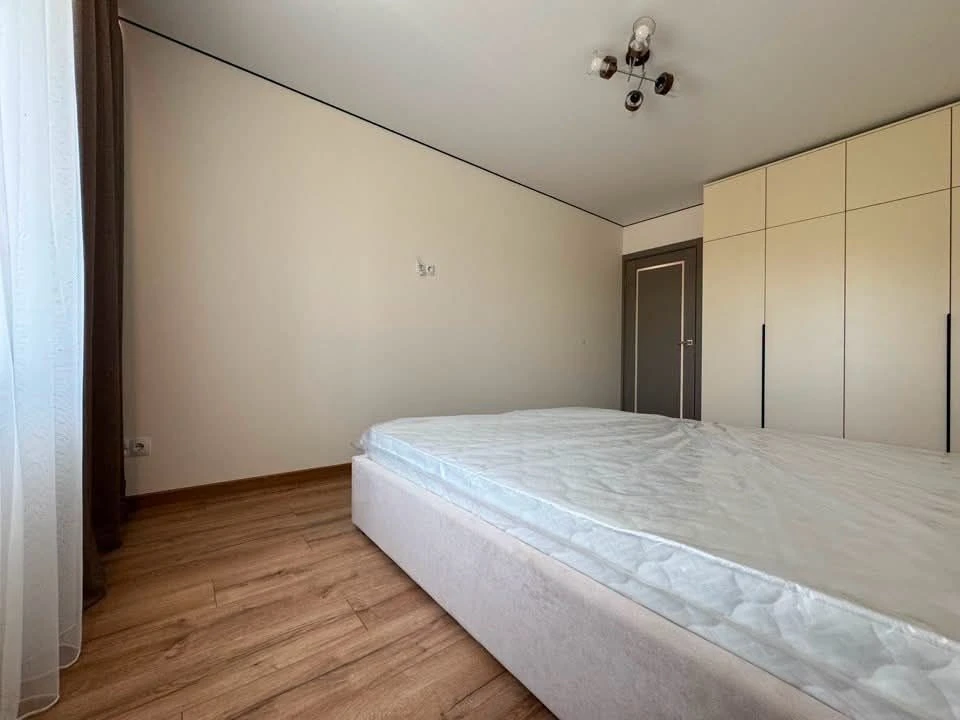 Продаж 2-кімнатної квартири 67 м2 із паркомісцем 5 хв від ЗУ