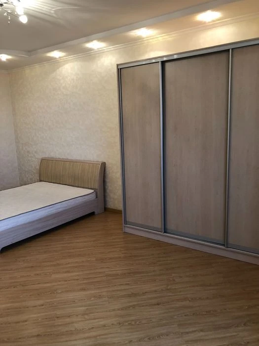 3-комнатная квартира, ул. Пишоновская, ЖК Кон.