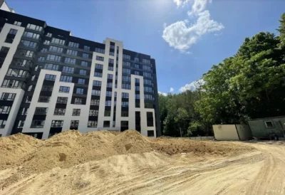 Продаж 1к квартири 43 кв. м на вул. Львівська