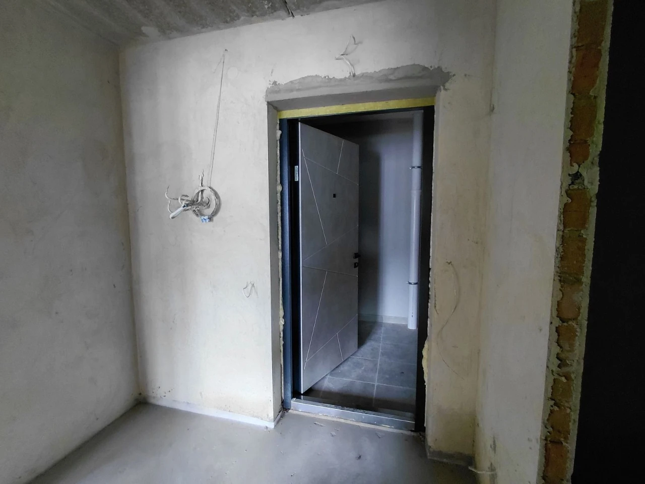 Продаж 1к квартири 43 кв. м на вул. Львівська