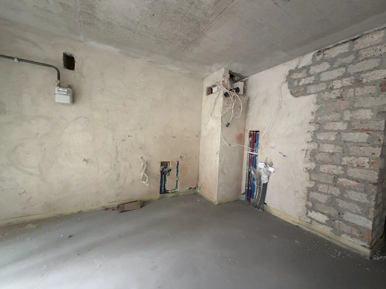 Продаж 1к квартири 43.2 кв. м вул. Тарнавського
