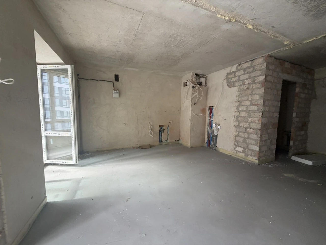 Продаж 1к квартири 43.2 кв. м вул. Тарнавського