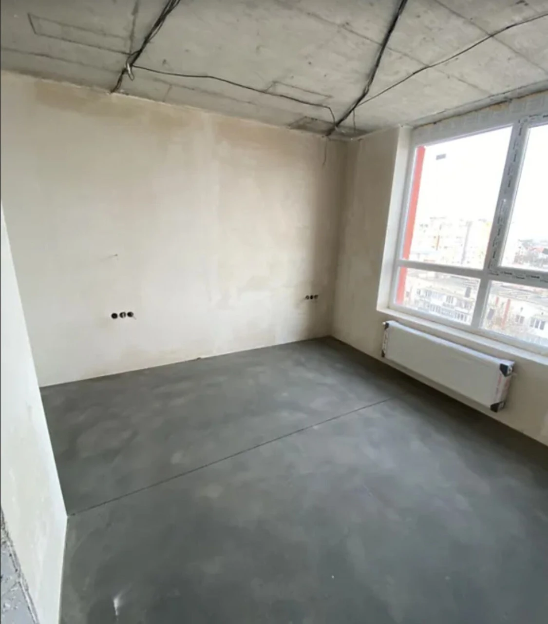 Продаж 1к квартири 47 кв. м на вул. Тролейбусна