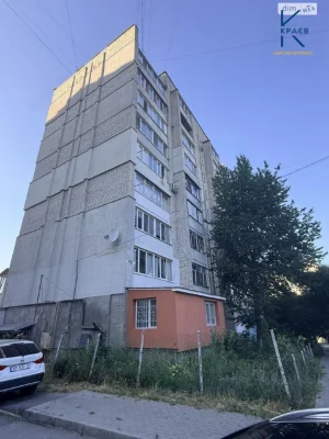 Продаж 1к квартири 28.6 м2 вул. Прибузька