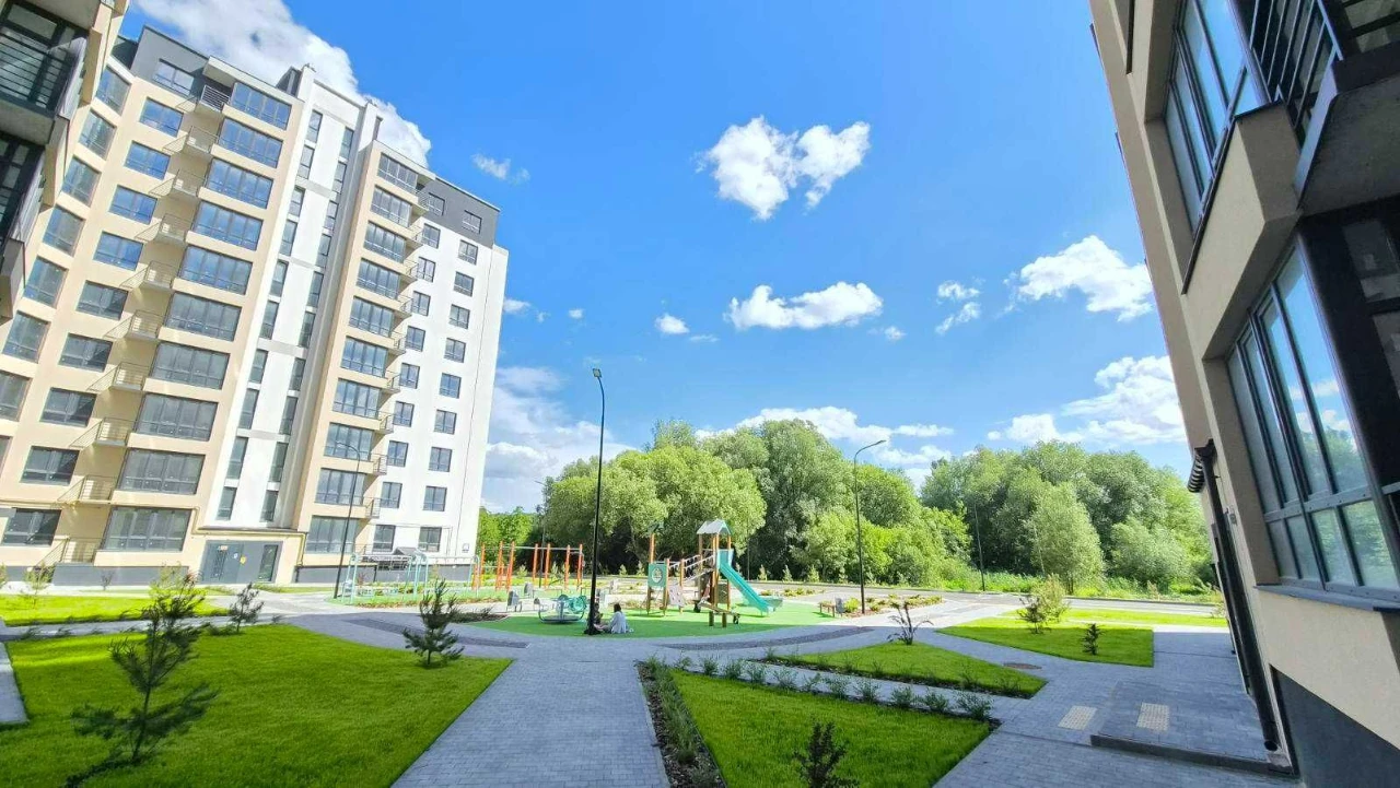 Продам 3К квартиру у ЗДАНОМУ ЖК Кардамон що по вул. Зарічанс