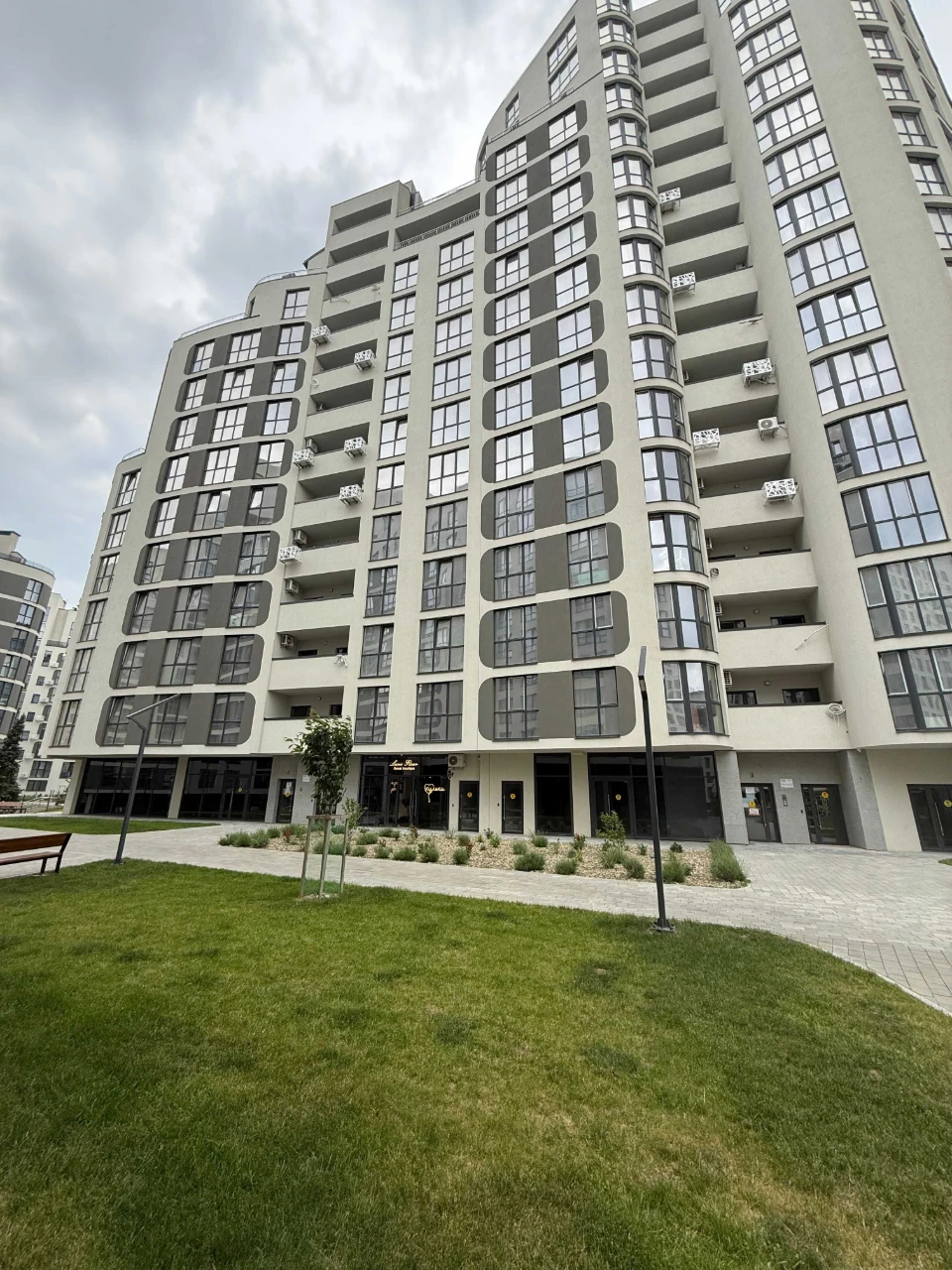 Продаж квартири в новобудові ЖК Parus City, вул. Кульпарківс