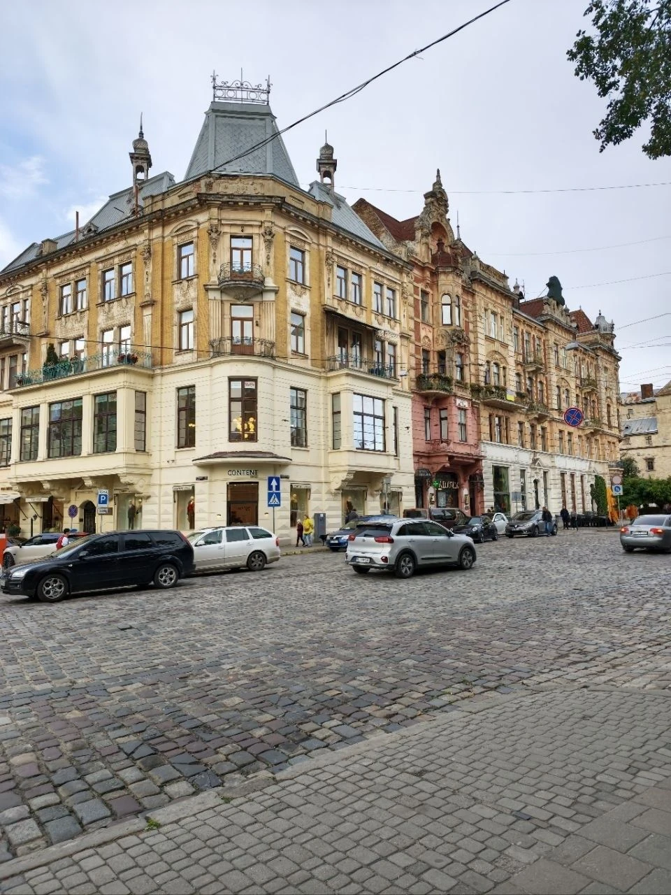 Продається квартира, Біля церкви Андрія місто Львів.