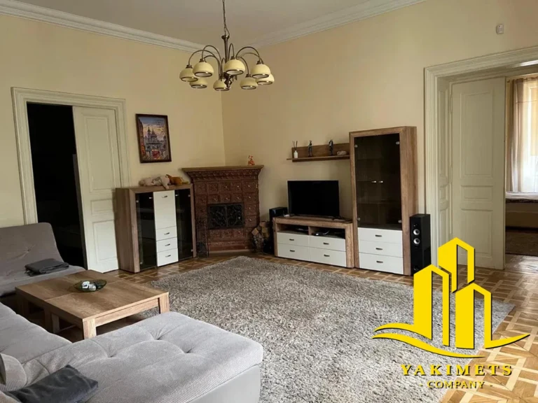 Продаж 3-к квартири у центрі Львова; Вул. Дорошенка