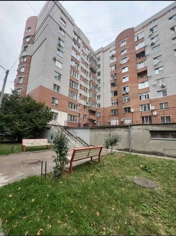 Продаж 2 кімн.квартира 66 м² 3/10 ц.вул.Замарстинівська 1320