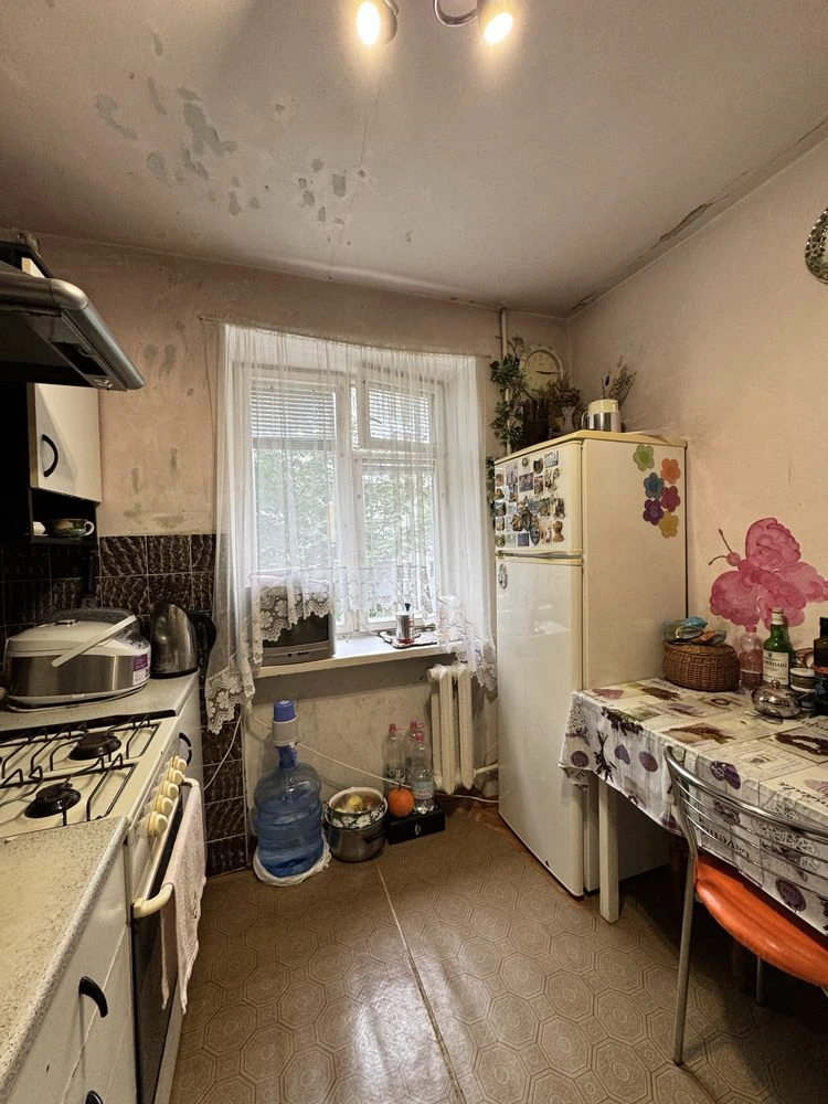 Продаж 2кім квартири, вул. Лазаренка 7 ~Стрийський парк,  це