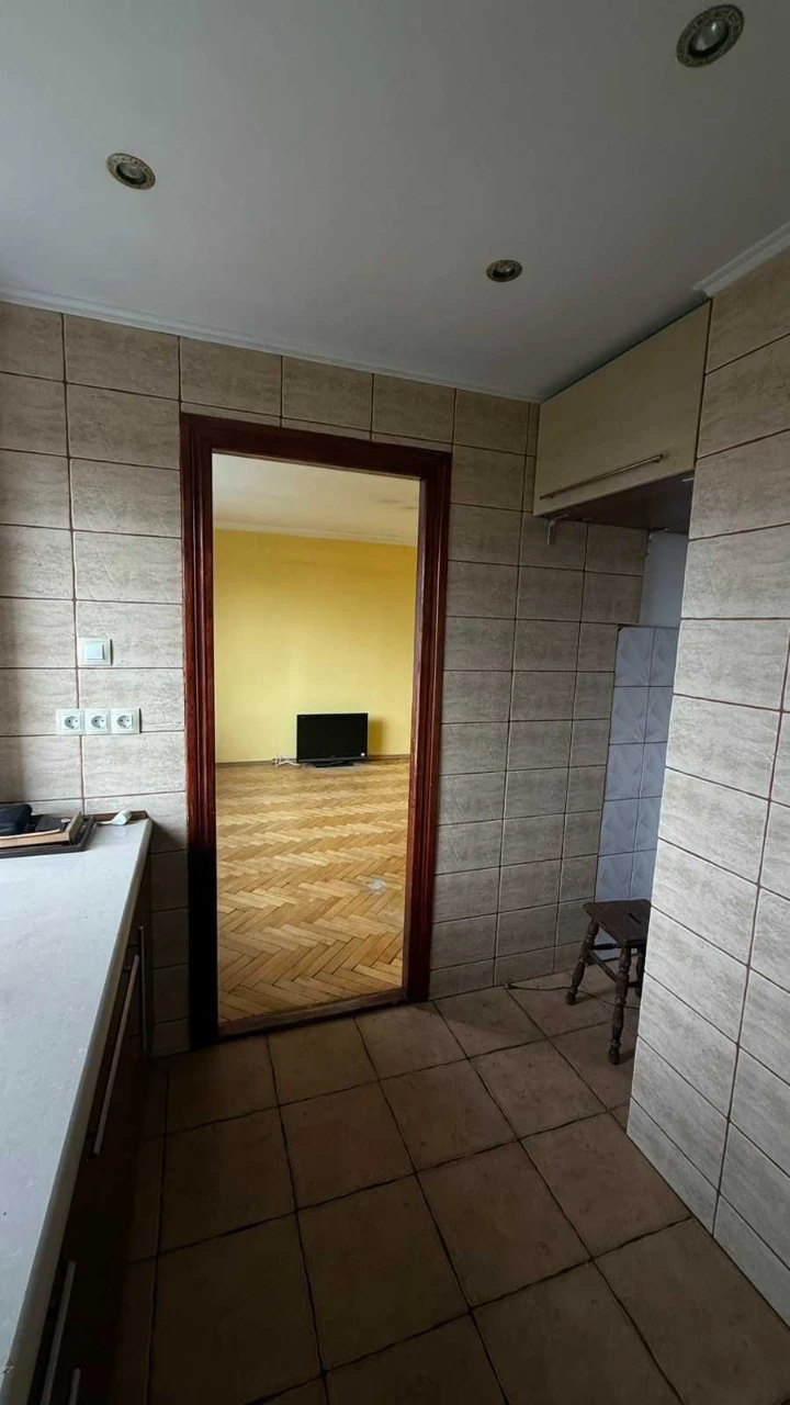 Продаж 3 кім. квартири по вул. Любінська