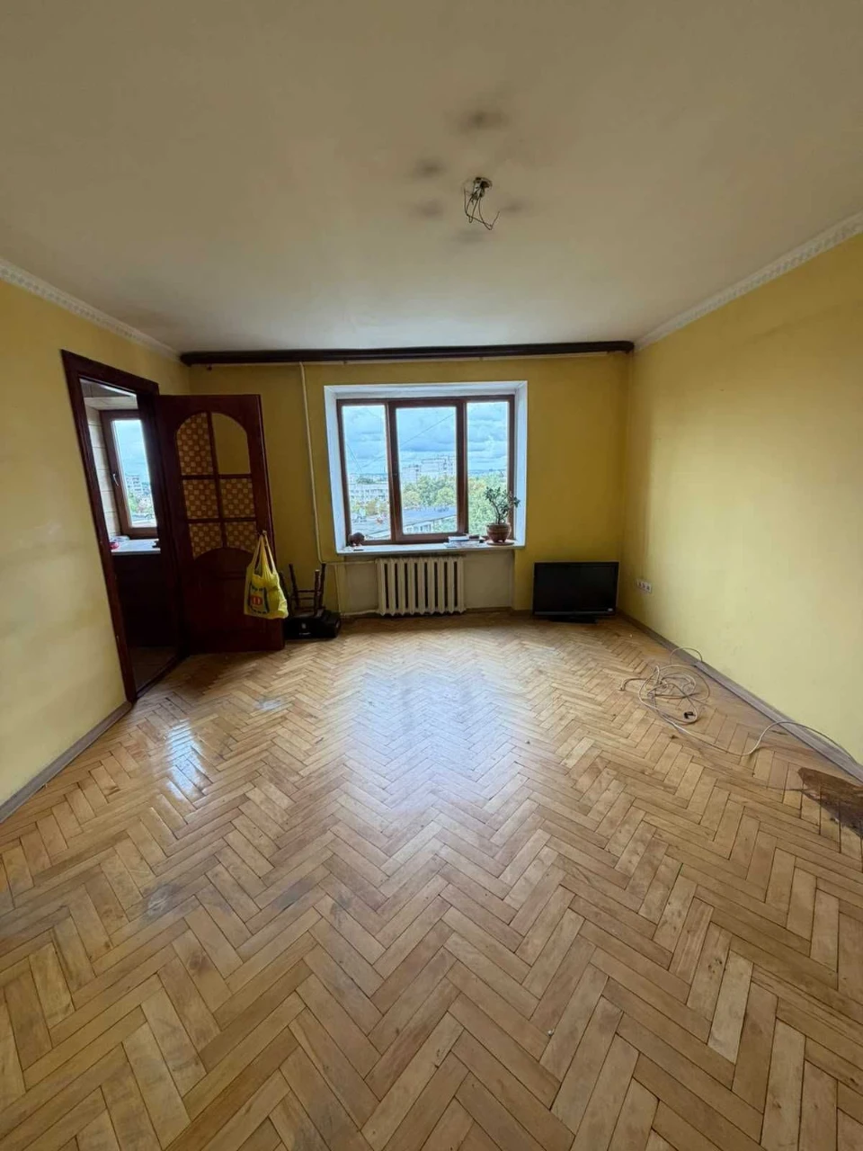 Продаж 3 кім. квартири по вул. Любінська